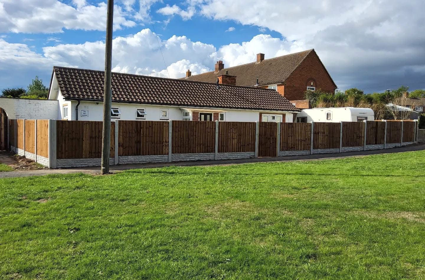 Closeboard Fence with Concrete Base